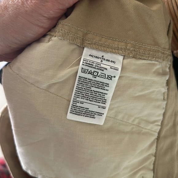 GAP Khaki Shorts sz 4 - Picture 8 of 8